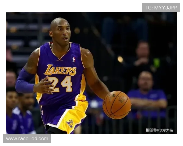 科比单打偏中投，与詹姆斯突破主导得分结构不同