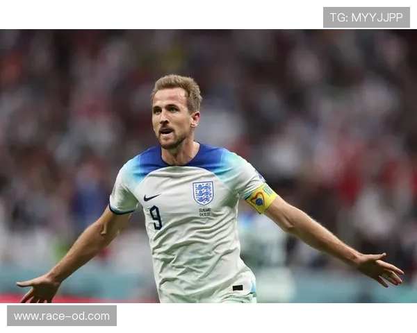 佩德里与穆西亚拉控球能力对比：技术结构与场上角色差异解析