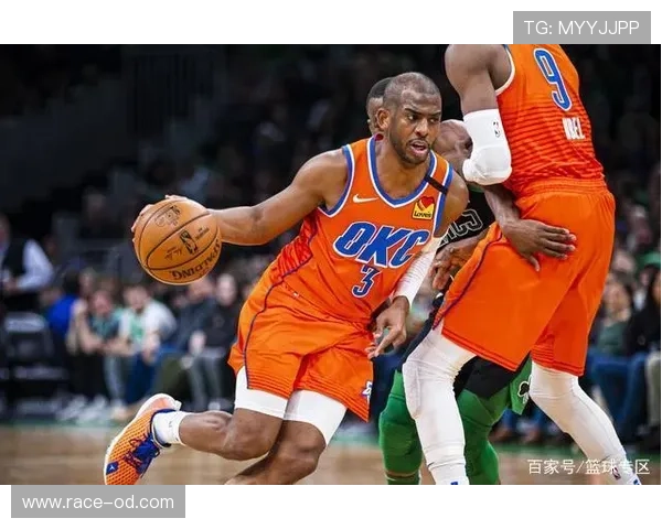 克里斯·保罗利用挡拆频繁撕裂防线 提升球队关键时刻组织效率