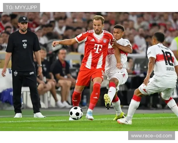 拜仁德甲统治地位面临挑战：联赛竞争格局逐步调整，未来稳定性承压